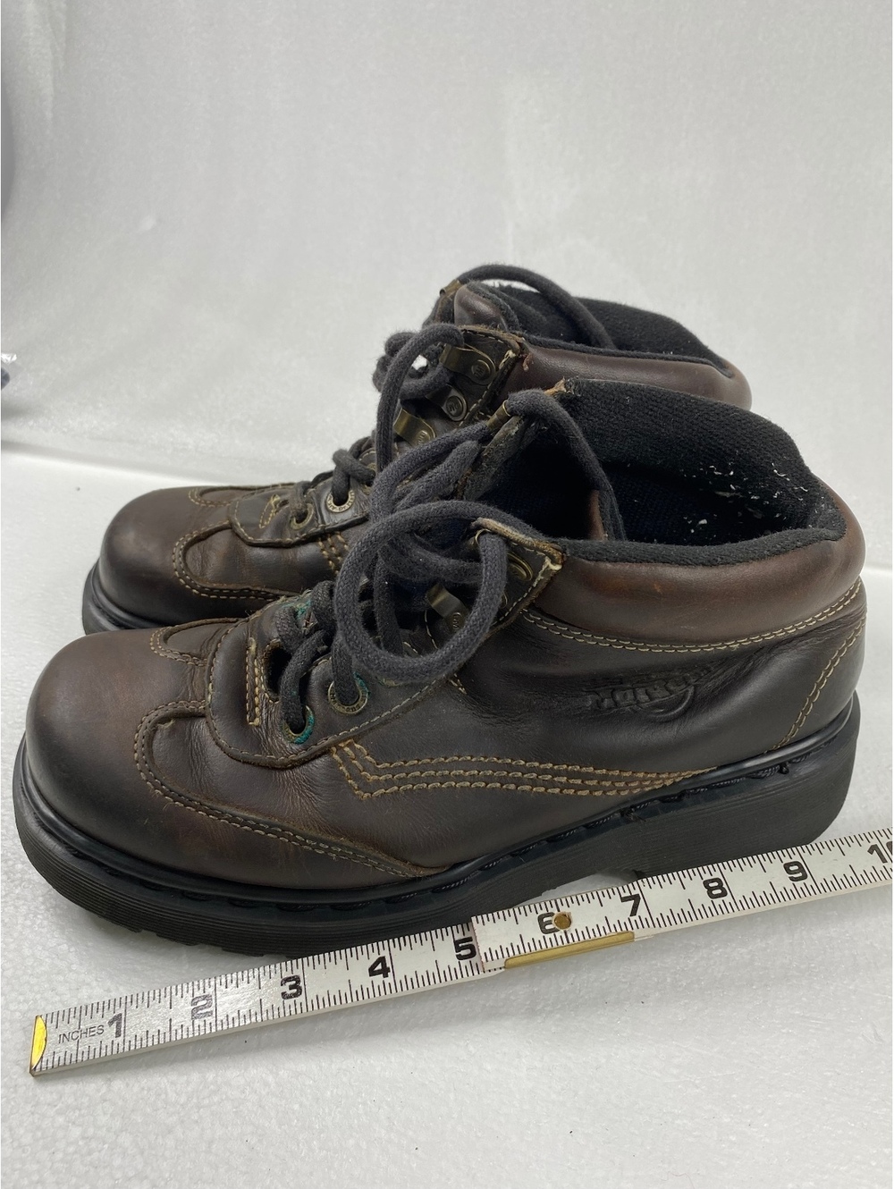 Dr. Martens brown leather ankle boots size 7